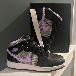 Nike Jordan 1s